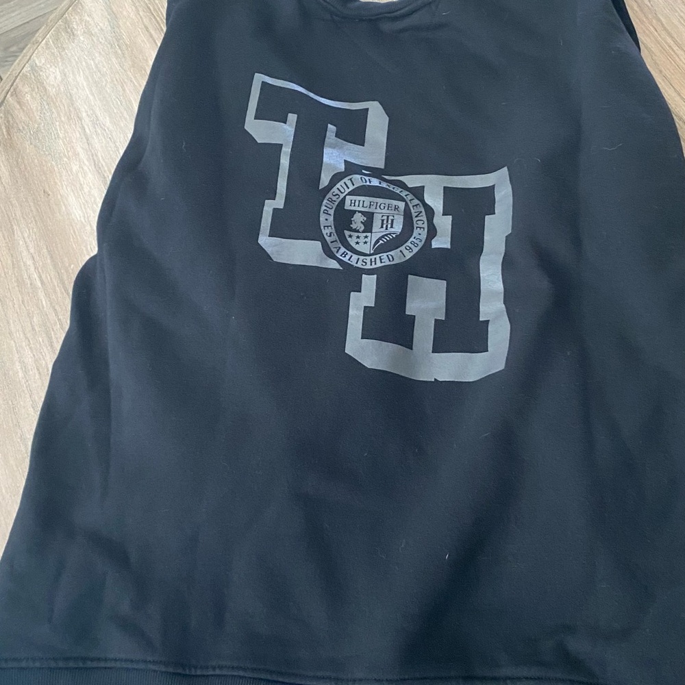 Sweatshirt - Picture 3 of 3